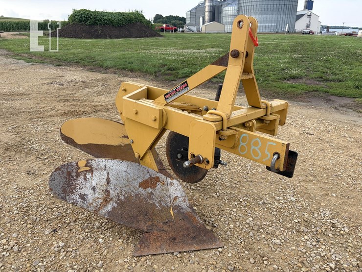 plow-2-bottom-885-image-4