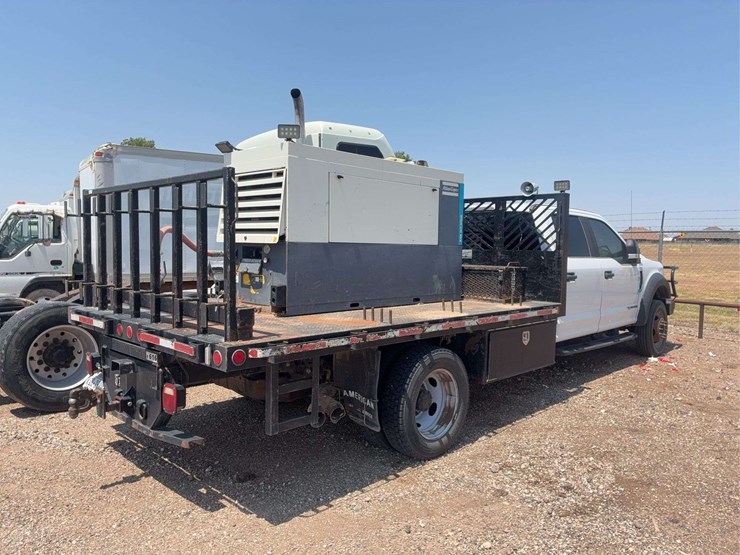2017-ford-f550-image-3