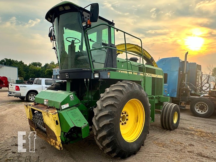 1996-john-deere-6710-image-1