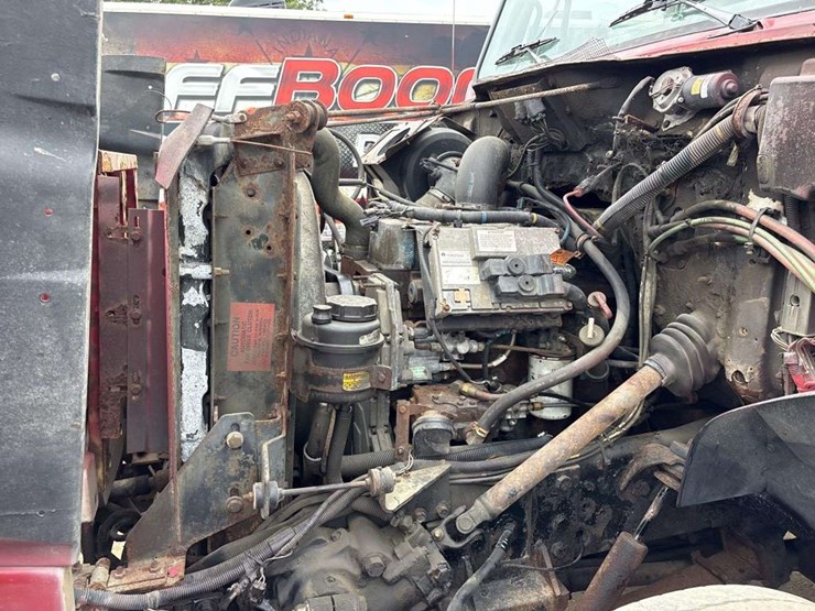 2001-international-4900-image-13