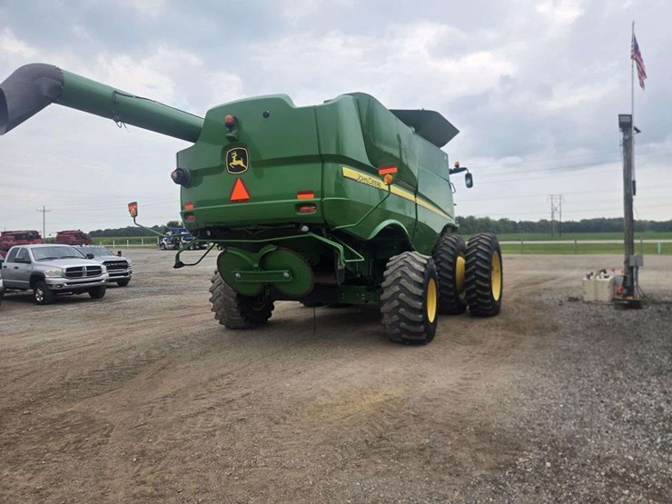 2013-john-deere-s660-image-5