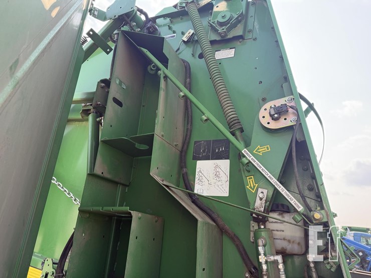 john-deere-569-image-19