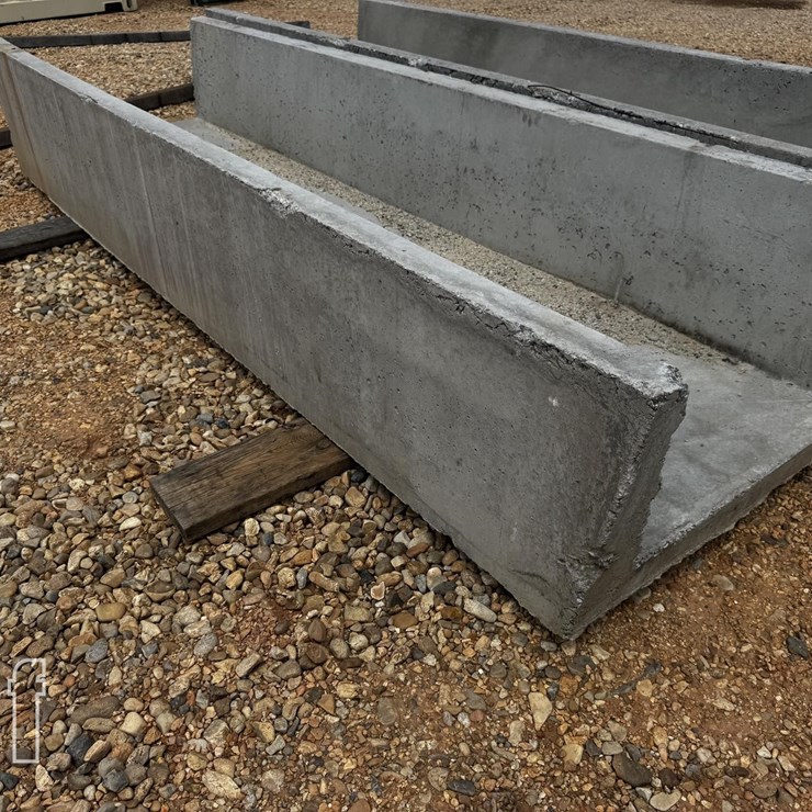 CONCRETE BUNK FEEDER 3' X 10' 7484