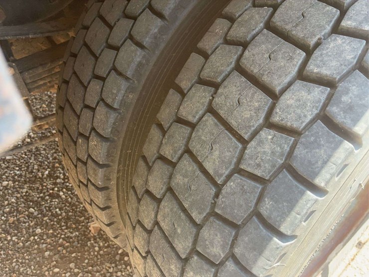 2017-ford-f550-image-51