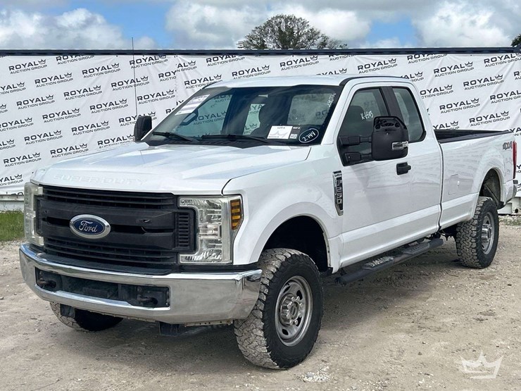 2019-ford-f250-image-1
