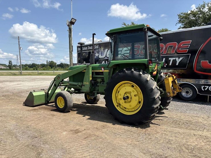 john-deere-4230-image-2