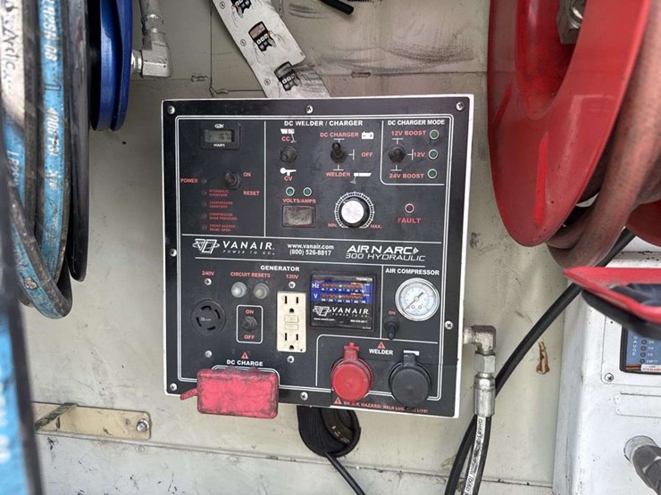 2019-ford-f550-image-21