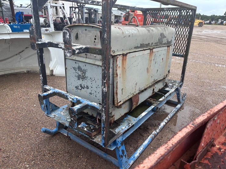 #2563-•-lincoln-arc-welder-shield-arc-sa-250-|-for-parts/repairs-image-2