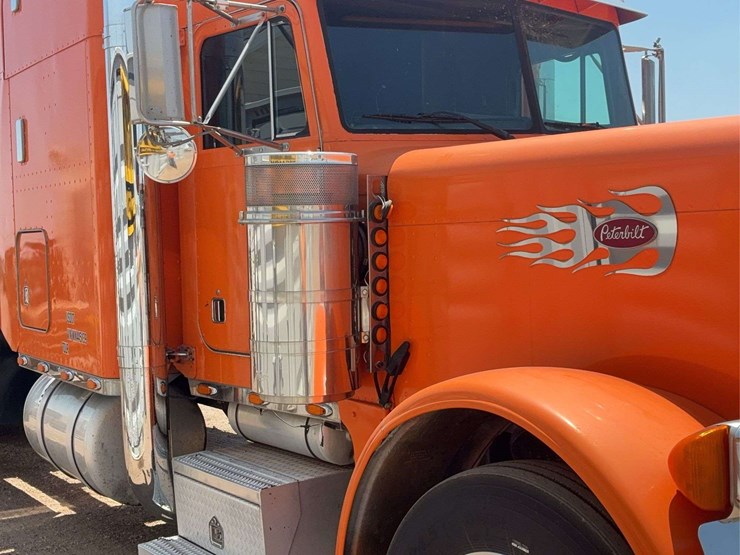 1998-peterbilt-379-image-53