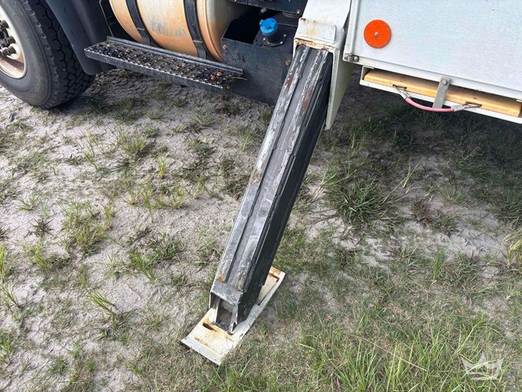 2019-international-workstar-7300-image-30