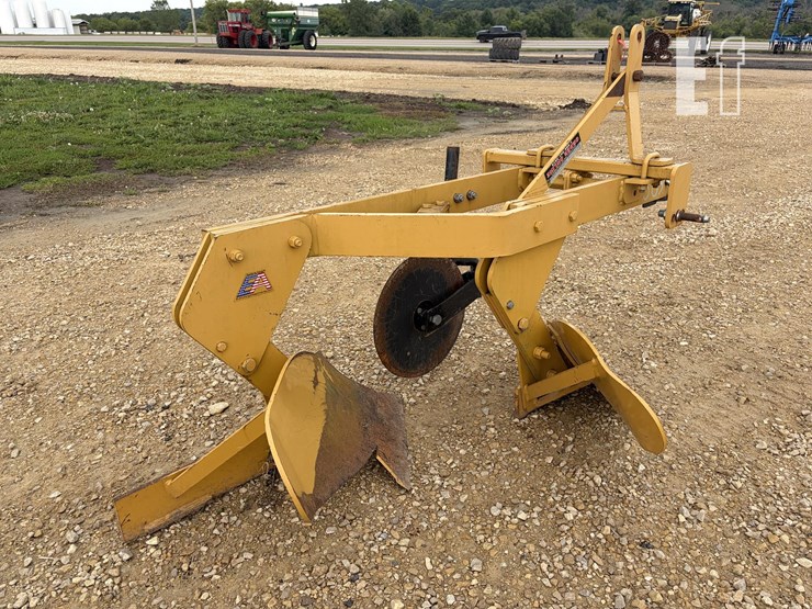 plow-2-bottom-885-image-3