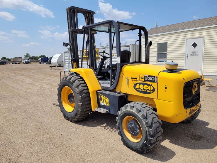 2009-jcb-930-image-10