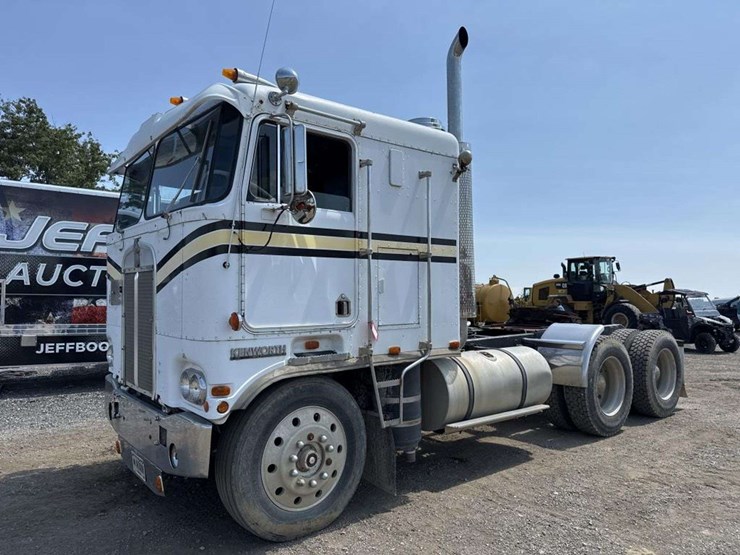 1978-kenworth-k100-image-1