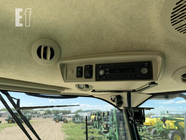 2020-john-deere-s790-image-90