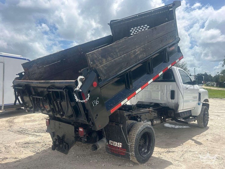 2024-chevrolet-silverado-6500hd-image-3