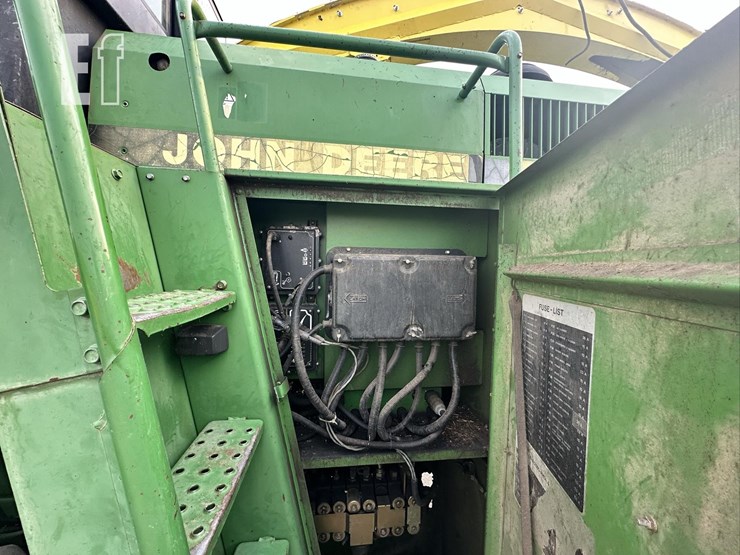 1996-john-deere-6710-image-34
