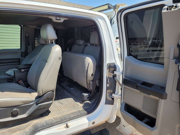 2020-ford-f350-image-11