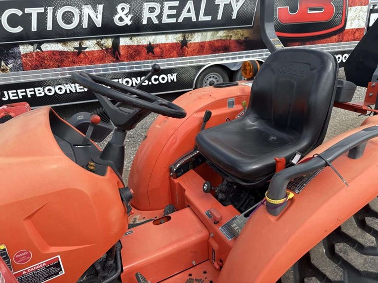 kubota-l3301d-image-9