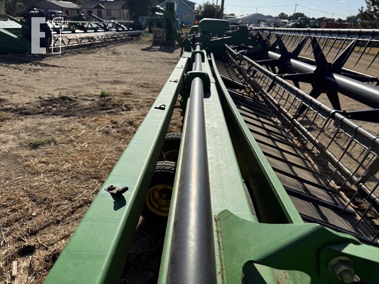 2010-john-deere-640d-image-49