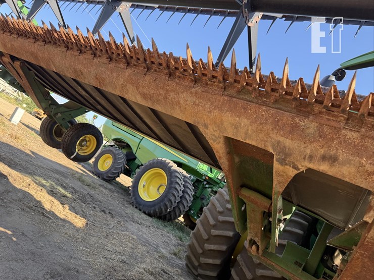 2010-john-deere-640d-image-53