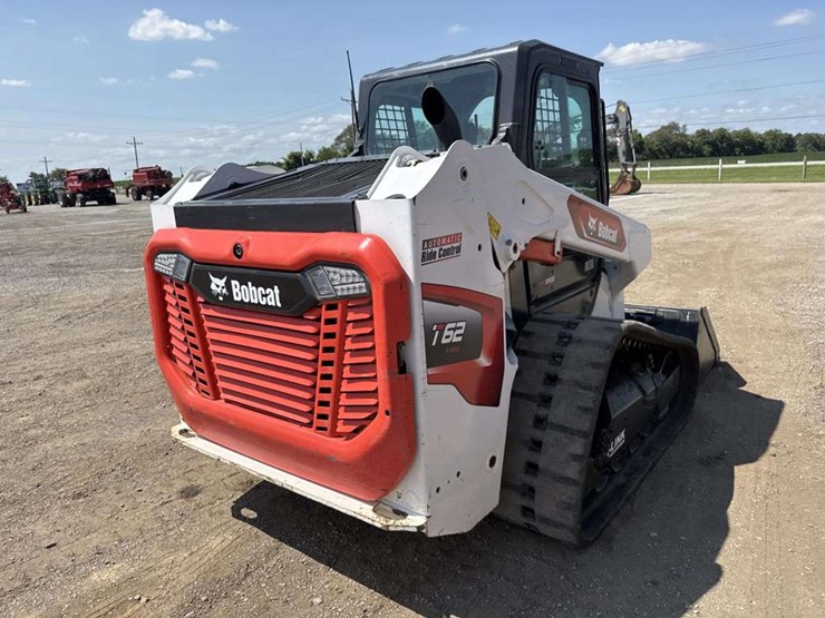 2021-bobcat-t62-image-3