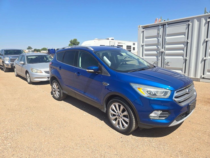 2017-ford-escape-image-2