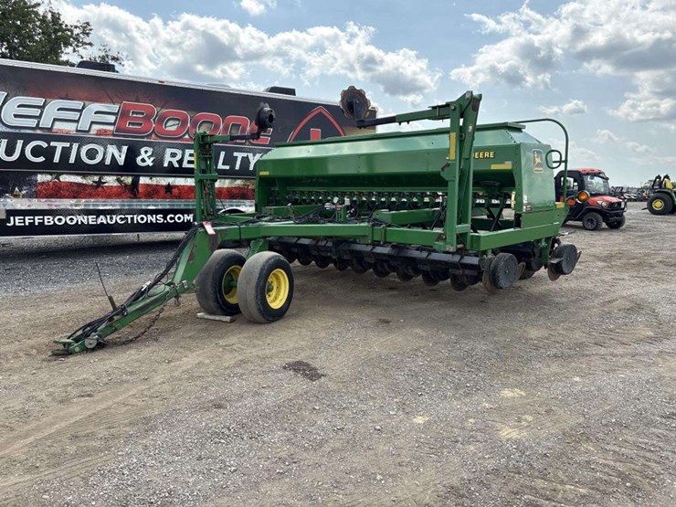 john-deere-1560-image-1