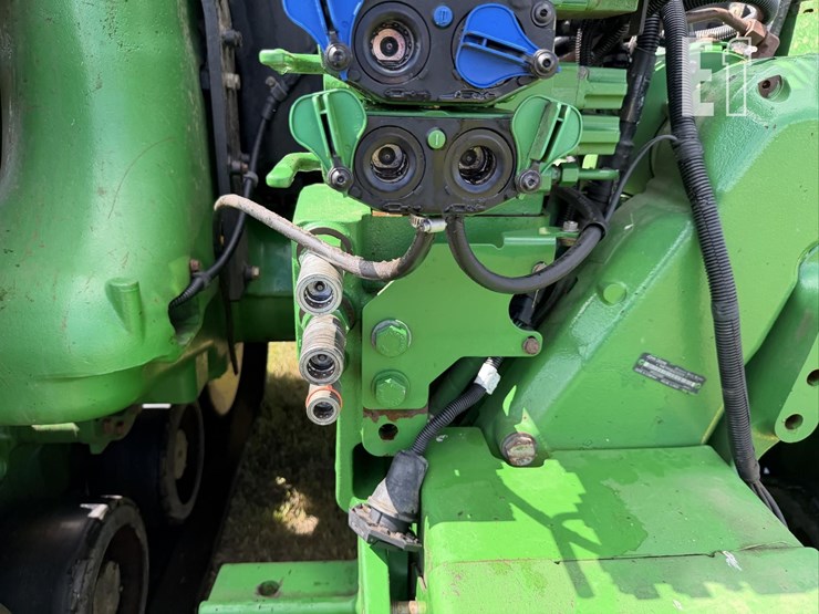 2017-john-deere-9570rx-image-45