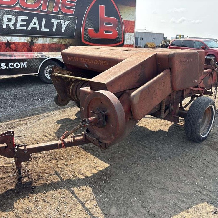 NEW HOLLAND 270