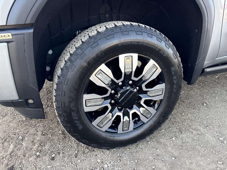2026-gmc-sierra-2500-image-9