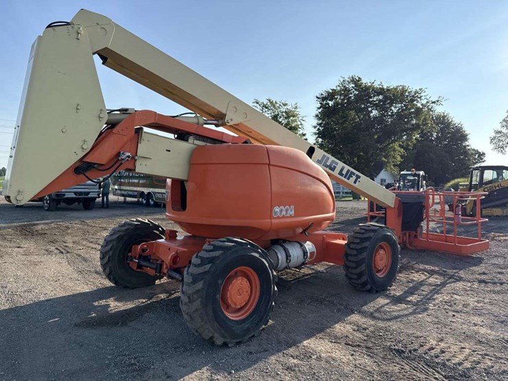 1998-jlg-600a-image-3