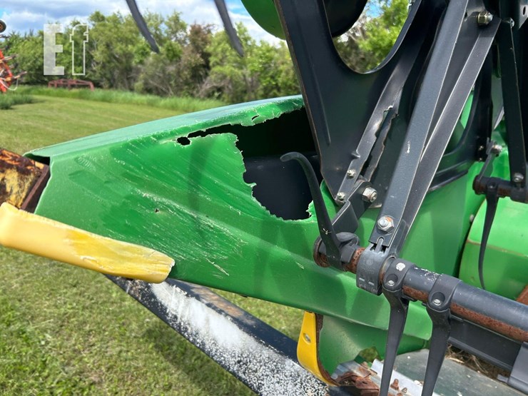 2012-john-deere-635f-image-18
