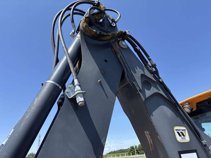 deere-310sl-image-16