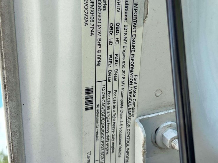 2018-ford-f450-image-18