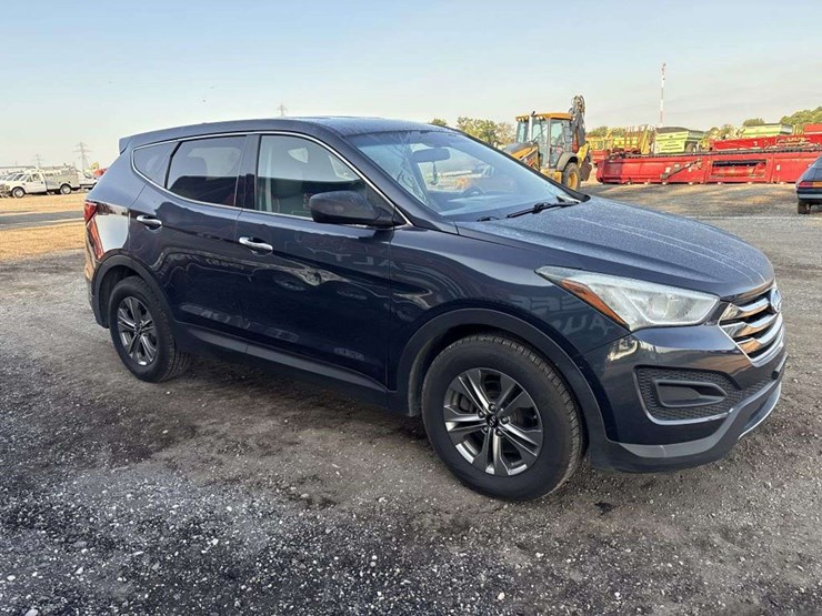 2015-hyundai-santa-fe-image-5