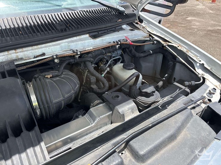 2017-ford-e450-image-8