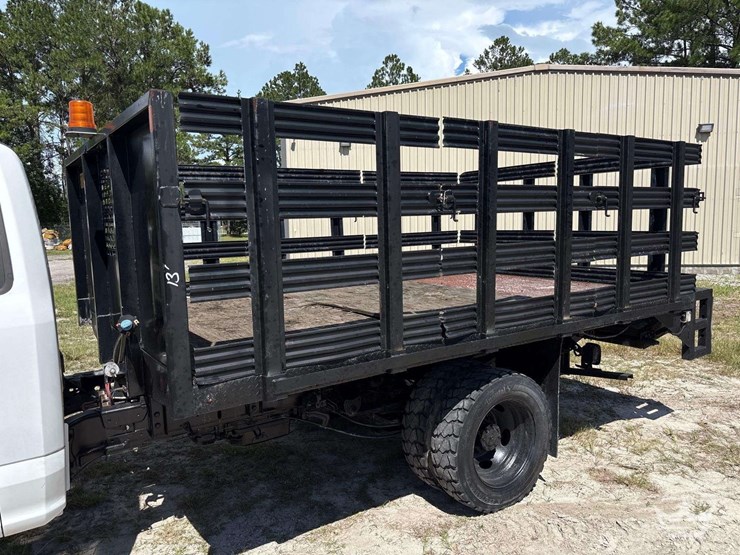 2018-ford-f450-image-8