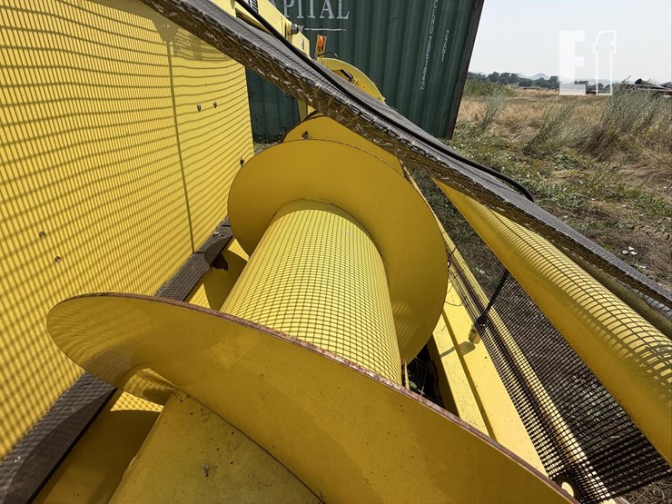 john-deere-645c-image-8