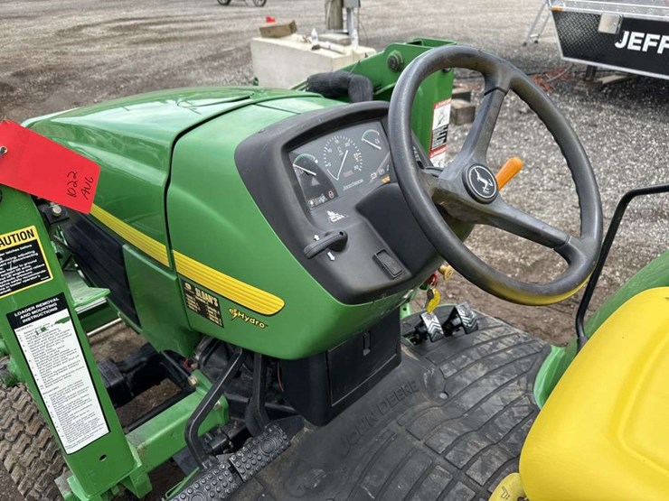 john-deere-4210-image-11