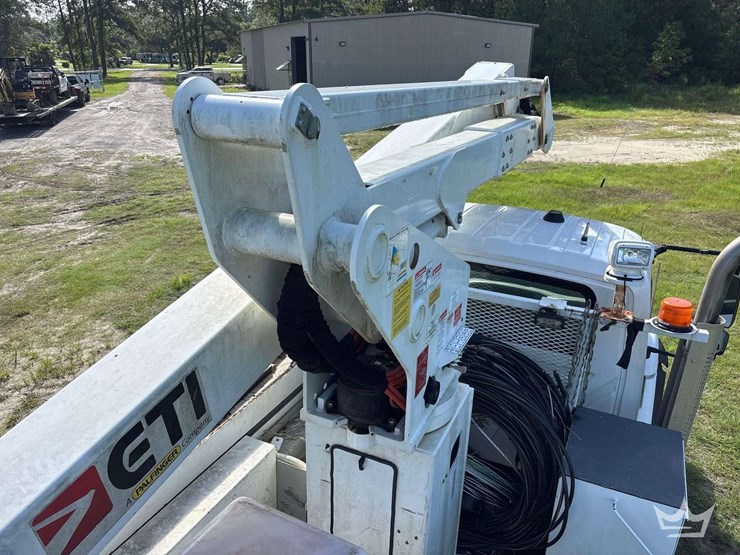 2019-international-workstar-7300-image-16
