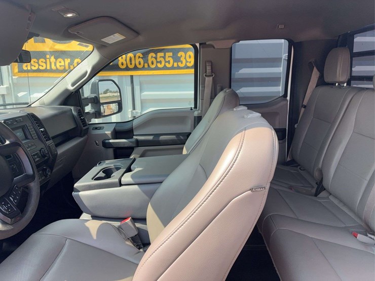 2019-ford-f150-lariat-image-25