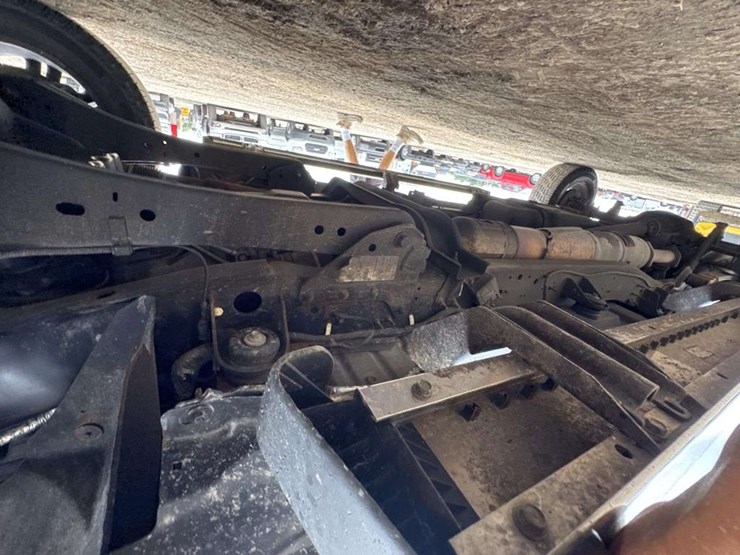 2016-ford-f350-image-25