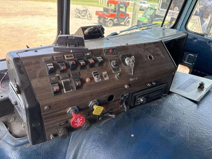 1978-kenworth-k100-image-25
