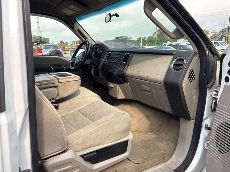 2008-ford-f250-image-14