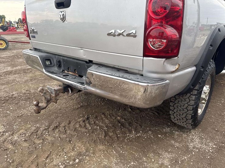 2009-dodge-ram-2500-image-21