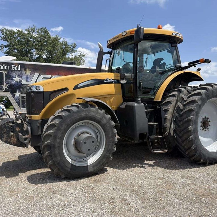 2010 CHALLENGER MT645C