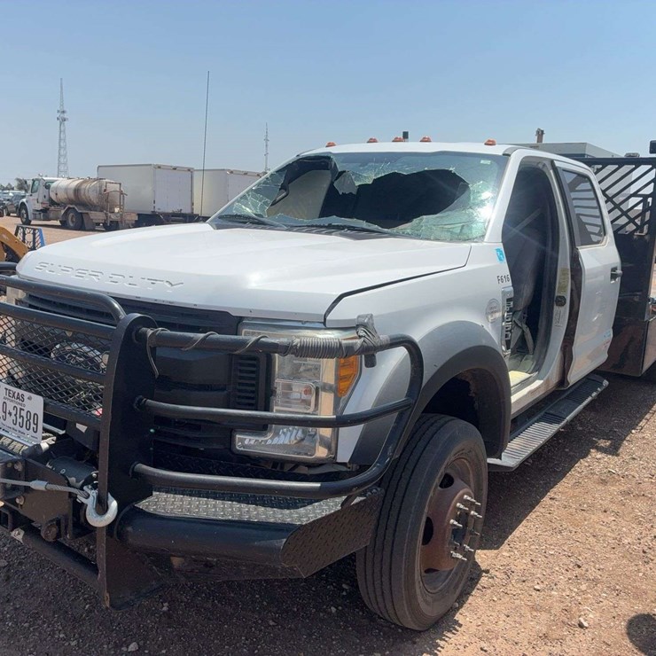 2017 FORD F550