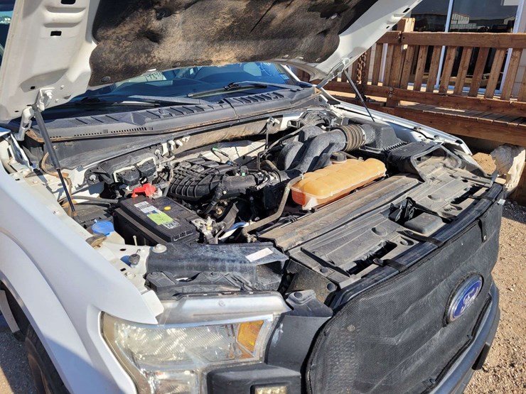 2017-ford-f150-image-22
