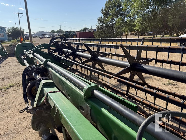 2010-john-deere-640d-image-34