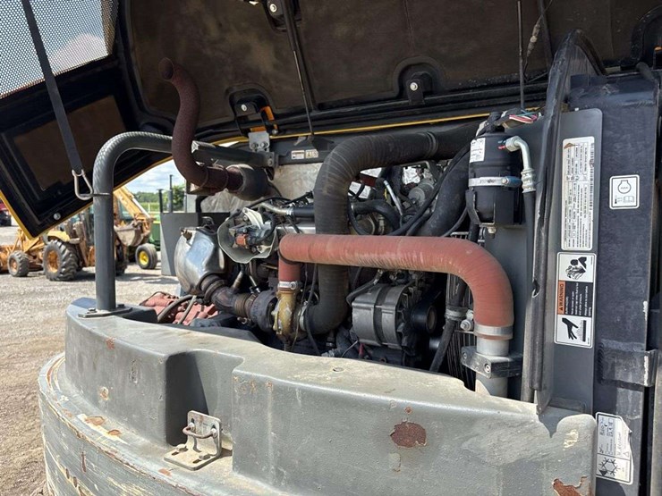 2019-wacker-neuson-et145-image-21